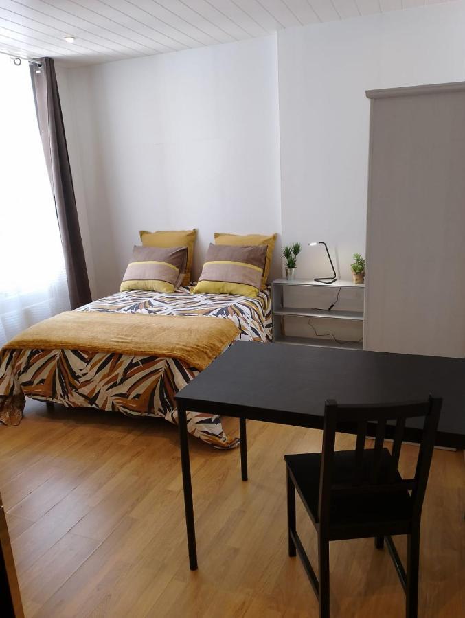 Le Carnot, A Deux Pas Du Centre Ville Μπεζανσόν Εξωτερικό φωτογραφία